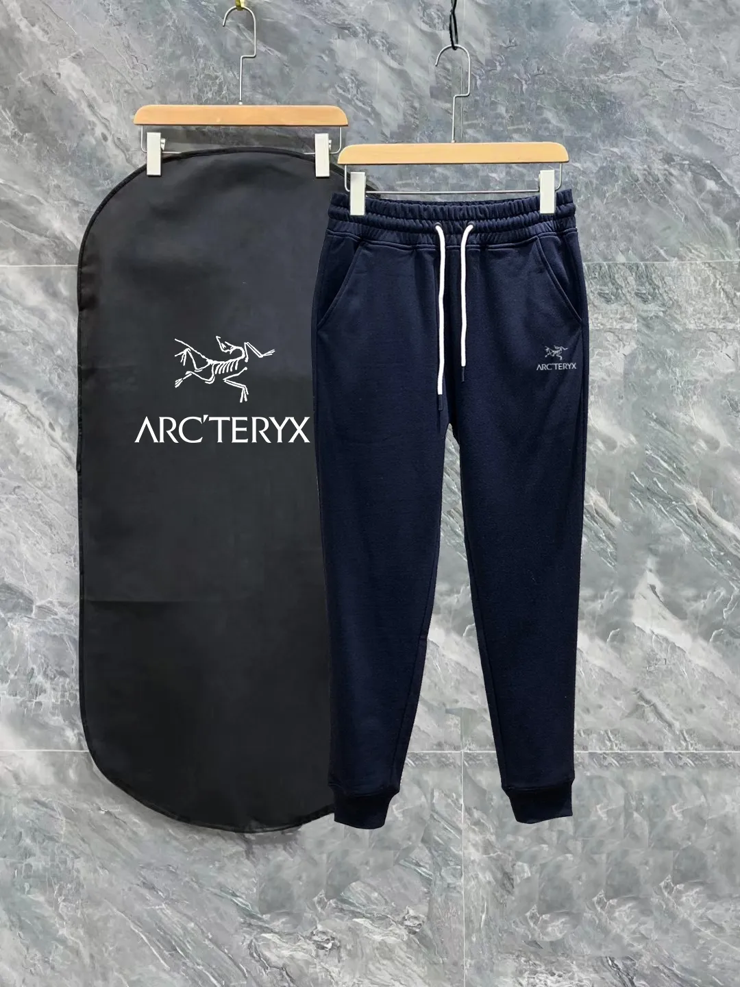 ARC SS Logo Factory g Black White ：Black Gray Size S-XL